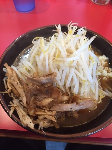 「辛いミニラーメン ニンニクしびれ鶏ほぐし」@麺屋 桐龍の写真