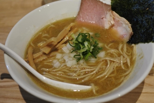 「煮干らーめん」@らーめん 改の写真