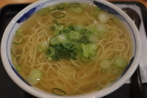 「かけラーメン塩」@とりそば 若松の写真