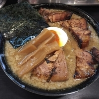 特製豚骨中華そば チャーシュー 大盛