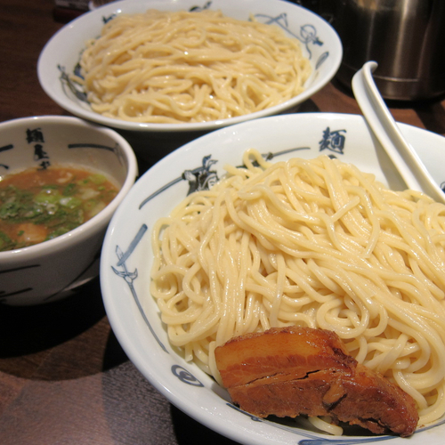 「つけ麺 860円（特盛 1キロ・熱盛）」@麺屋武蔵 芝浦の写真