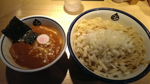 「辛いつけ麺、特盛」@つけめん 玉 町田店の写真