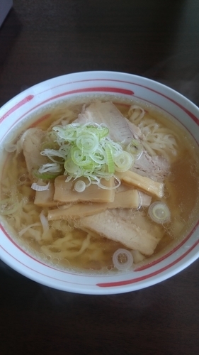 「手打ちラーメン 650円」@手打ラーメン 優の写真