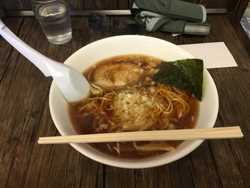 「らぁめん」@醤油らぁめん専門店 香味屋の写真