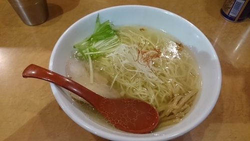 「香彩鶏だし塩らーめん、中盛」@麺屋 翔 西新宿本店の写真