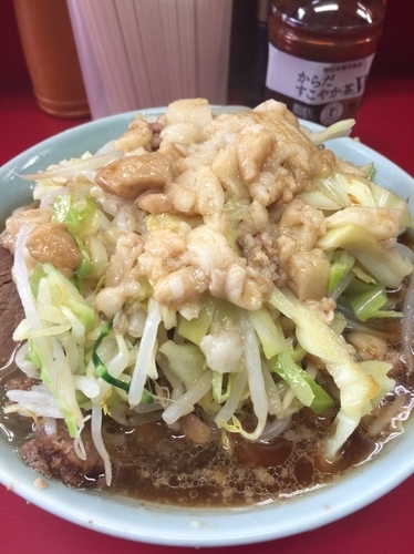 「小豚 ニンニク・アブラ・カラメ」@ラーメン二郎 中山駅前店の写真