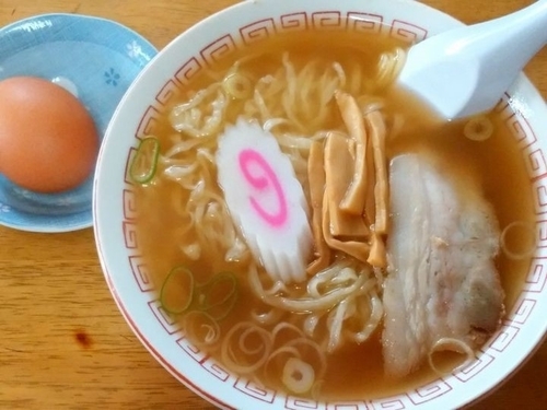 「中華そば＋ゆでたまご」@森田屋支店の写真