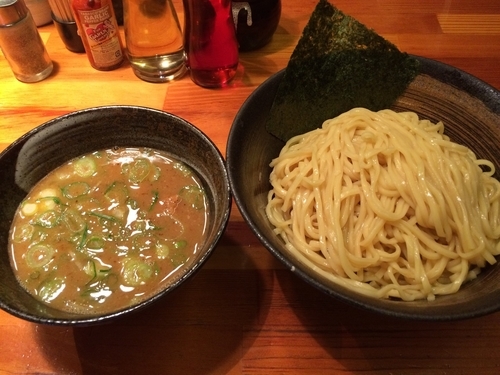「濃厚魚介つけ麺」@瞠 池袋店の写真