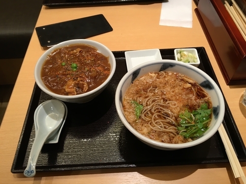 「カレー丼セット たぬきそば」@吉祥庵 ららぽーとTOKYO-BAY店の写真