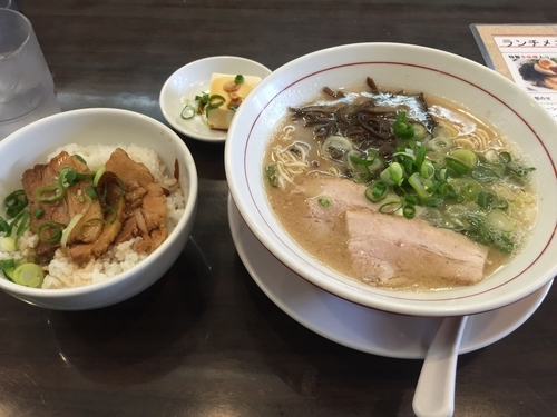 「白 チャーシュー丼セット(800円)」@麺ダイニング 福の写真