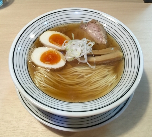「味玉煮干しラーメン750円」@煮干しらぁめん 猫トラ亭の写真