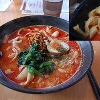 マーラー刀削麺700円