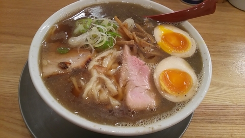 「味玉らーめん（醤油）」@麺や 七彩 八丁堀店の写真