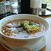 「担々麺＋大盛」@中華四川料理 飛鳥の写真