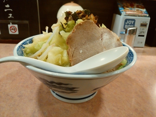 「【キャベふじ麺(並盛・200g)780円】→700円」@特級豚骨 中華そば湊生の写真