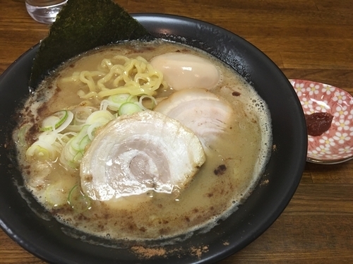 「たまやラーメンこってり780円」@ら~麺 たまやの写真