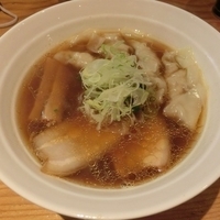 醤油らーめん＋ワンタン