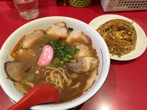 「焼めしセット(チャーシューメン)」@丸高中華そば 神戸二宮店の写真