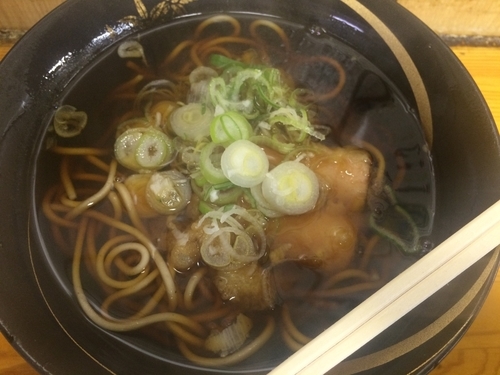 「ソーセージ天そば【350円】」@そばのスエヒロ 八丁堀店の写真