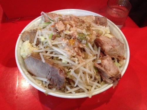 「大豚ラーメン＋大盛り＋大盛り（ニンニク、アブラ、カラメ）」@ラーメン二郎 府中店の写真