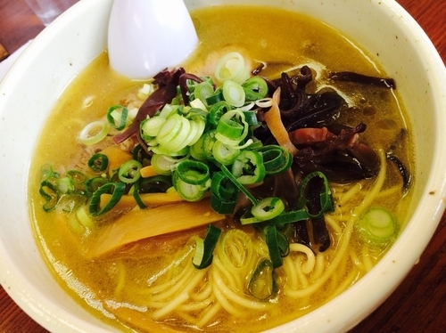 「鶏パイタン」@すすり屋しんぞうの写真