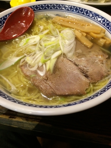 「塩ラーメン」@ラーメンひらき家 港町店の写真