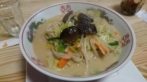 「横須賀タンメン」@横須賀タンメン ドブ板店の写真