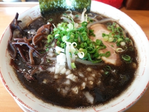 「黒豚骨らーめん＋替え玉1」@博多長浜らーめん 六角堂 橋本店の写真