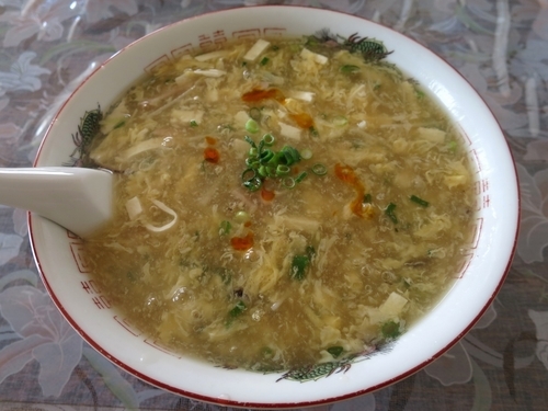 「酸辣湯麺 945円」@中国菜館 恵華の写真