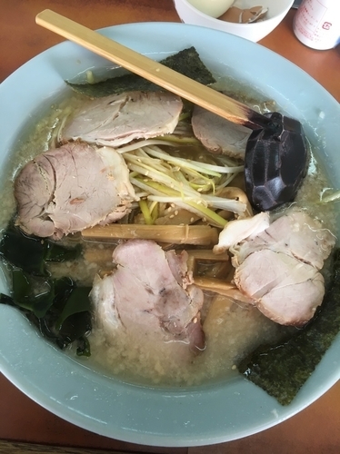 「倍ネギ全部ゆで卵1050円」@ニューラーメンショップいわせの写真