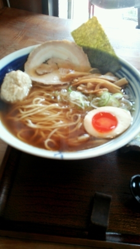 「中華そば（醤油）＋麺増し」@自家製麺 琥珀の写真