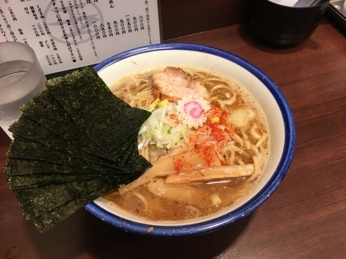 「中華そば中盛り＋海苔」@つけめん 玉 本店の写真