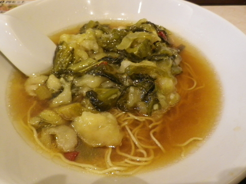 「白身魚と高菜漬け四川そば」@天府城の写真