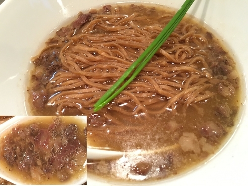 「かけ髄麺  黒  700円 (4/15 金まで)」@さんじの写真