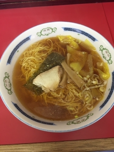 「ワンタンメン　530円」@伊峡の写真