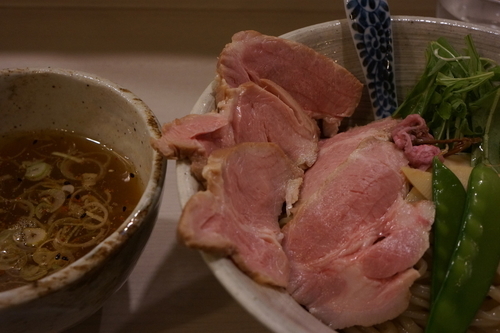 「白醬油のつけそば（季節限定）＋豚肩ロース」@麺処 きなりの写真