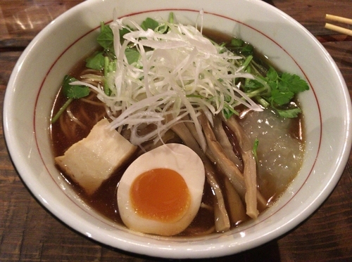 「【限定】鯖節しょうゆラーメン+おつまみ多数+アルコール多数」@酒麺房 さの屋の写真
