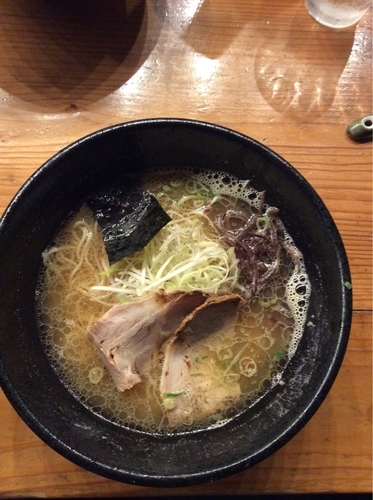 「潮薫醤油ラーメン」@麺劇場 玄瑛の写真