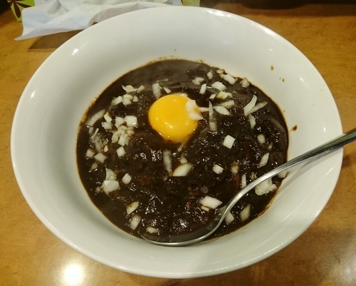 「黒カレーライス（ランチ限定） 700円」@麺屋 紅の写真