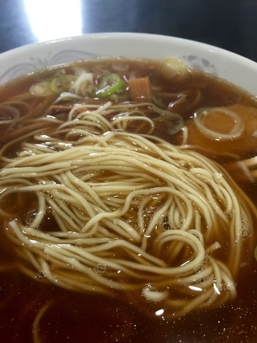 「中華そば@550」@志のぶ 本店の写真