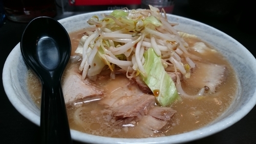 「小豚」@ラーメンだるま 小倉店の写真