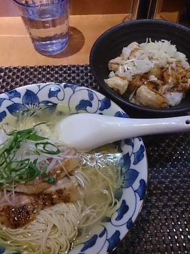 「【限定】天草大王の塩そば＋天草大王のぼんじり丼(1200円)」@柴崎亭の写真