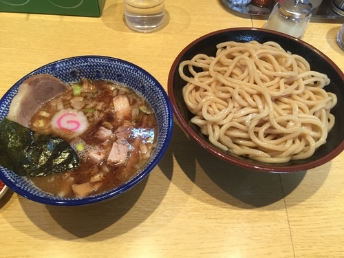 「辛つけ(900円)+半チャーシュー(150円)」@くり山の写真