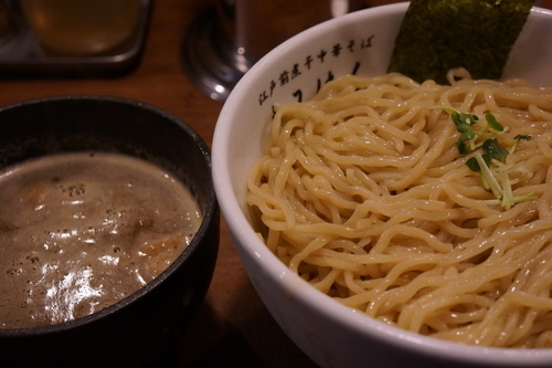 「梅香る煮干しつけ麺（特盛り無料）」@江戸前煮干し中華そば きみはん 総本店の写真
