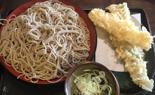 「もり＋穴子天＋いか天（￥300＋￥150＋￥100）」@味奈登庵 本町店の写真