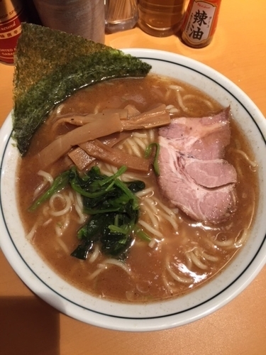 「らーめん　650円　（中盛り＋50円）」@らーめん文蔵の写真