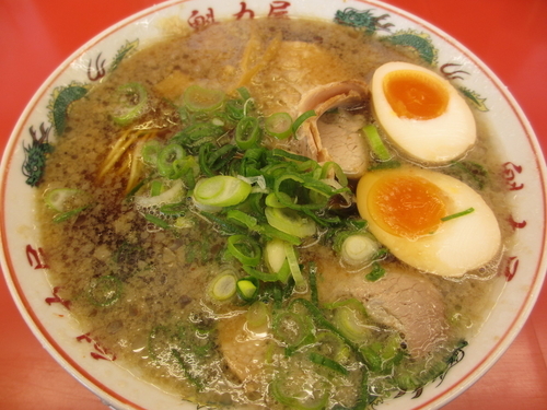 「特製醤油味玉ラーメン￥８１０」@ラーメン魁力屋 都岡店の写真