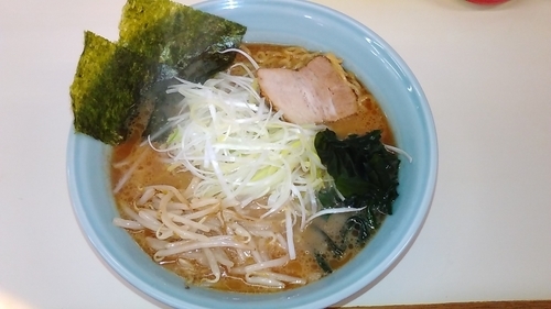 「ヤマトラーメン中盛」@ラーメン ヤマト 善部店の写真