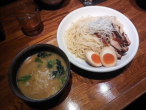 「濃厚鶏白湯つけめん（大）＋味玉、肉増し」@麺処 鳴神の写真