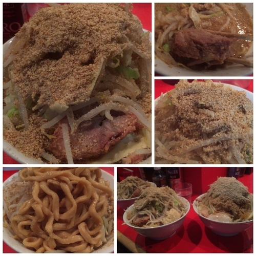 「小らーめん（ニンニク・カラメ）チーズ＋すりゴマ（２６日限定）」@ラーメン二郎 府中店の写真